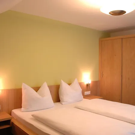 雷特尔巴克公寓 * 瓦格赖恩