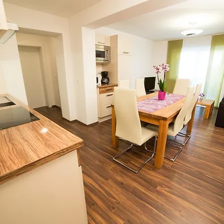 Reiterback Apartment