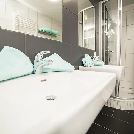 雷特尔巴克公寓 * 瓦格赖恩